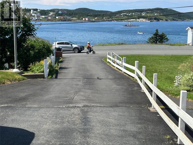 81 Main Street, House detached with 4 bedrooms, 2 bathrooms and null parking in Twillingate NL | Image 5