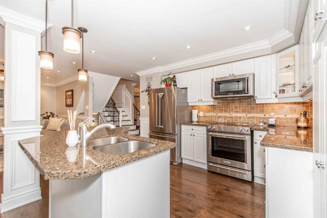 7083 Drumcashel Crt, House detached with 4 bedrooms, 4 bathrooms and 4 parking in Mississauga ON | Image 35