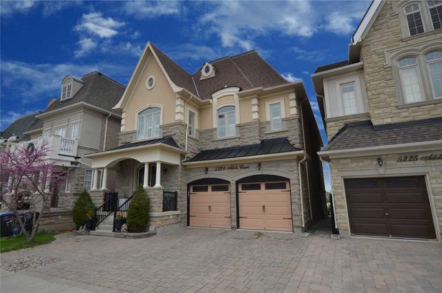5221 Adobe Crt, House detached with 4 bedrooms, 5 bathrooms and 5 parking in Mississauga ON | Image 12