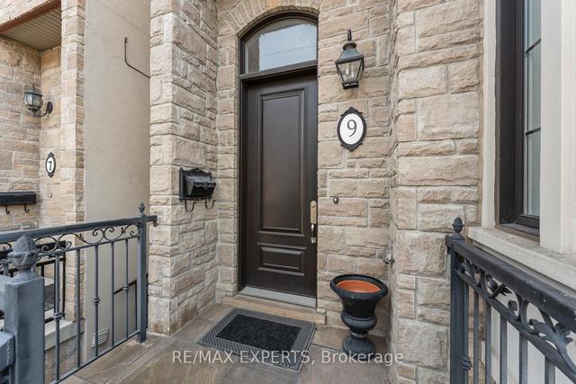 9 Fairholme Ave, House detached with 3 bedrooms, 4 bathrooms and 4 parking in Toronto ON | Image 23