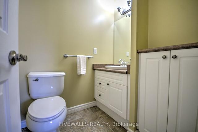 2 - 673 Woodcrest Blvd, Townhouse with 3 bedrooms, 4 bathrooms and 3 parking in London ON | Image 11