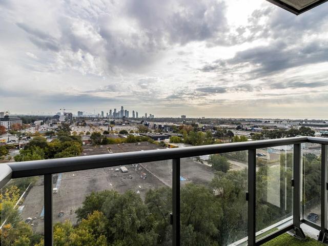 703 - 17 Zorra St, Condo with 1 bedrooms, 1 bathrooms and 1 parking in Toronto ON | Image 12