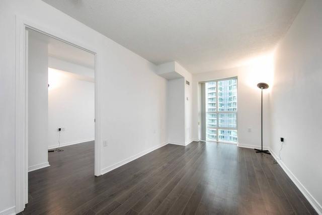 lph05 - 28 Olive Ave, Condo with 1 bedrooms, 1 bathrooms and 1 parking in Toronto ON | Image 12