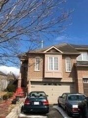 2235 Hummingbird Way, House attached with 3 bedrooms, 2 bathrooms and 4 parking in Oakville ON | Image 1