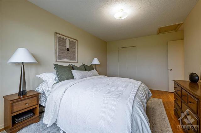 419 Kintyre Private, Townhouse with 3 bedrooms, 2 bathrooms and 1 parking in Ottawa ON | Image 14