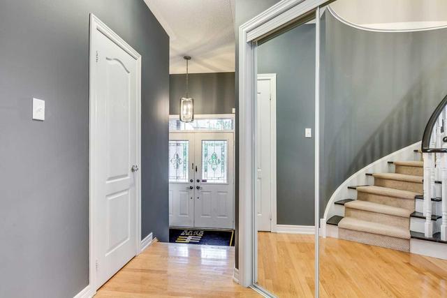 12 - 2254 Rockingham Dr, Townhouse with 3 bedrooms, 4 bathrooms and 2 parking in Oakville ON | Image 3