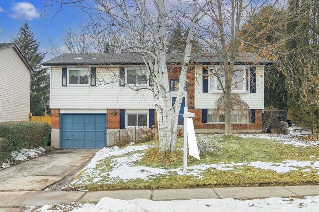8 Briarlea Rd, House detached with 3 bedrooms, 2 bathrooms and 3 parking in Guelph ON | Image 1