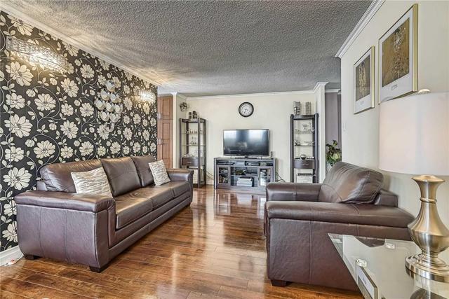 2202 - 80 Antibes Dr, Condo with 3 bedrooms, 2 bathrooms and 1 parking in Toronto ON | Image 5