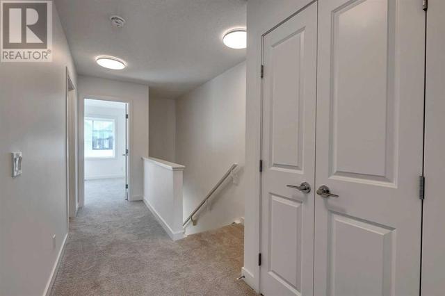 205, - 8535 19 Avenue Se, House attached with 2 bedrooms, 1 bathrooms and 2 parking in Calgary AB | Image 17