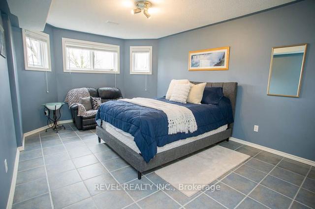 3 Mccormick Way, House detached with 3 bedrooms, 2 bathrooms and 4 parking in Brantford ON | Image 18