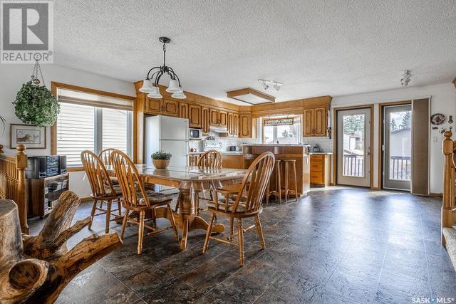 219 Benesh Crescent, House detached with 5 bedrooms, 3 bathrooms and null parking in Saskatoon SK | Image 8