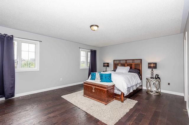 459 Hinchey Cres, House detached with 4 bedrooms, 4 bathrooms and 4 parking in Milton ON | Image 13