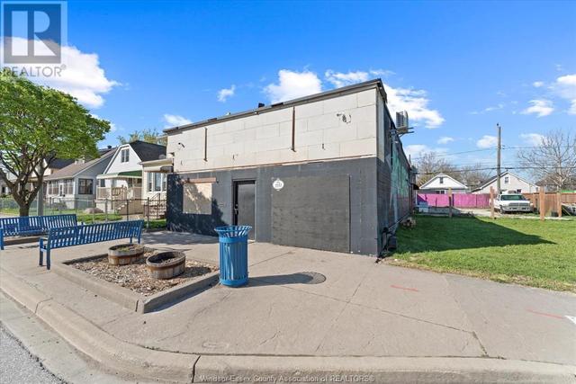 1151 Drouillard, House other with 0 bedrooms, 0 bathrooms and null parking in Windsor ON | Image 7