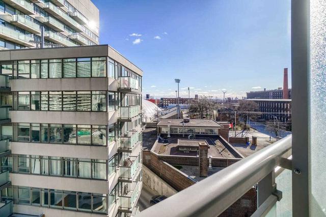 604 - 38 Joe Shuster Way, Condo with 2 bedrooms, 2 bathrooms and 1 parking in Toronto ON | Image 24