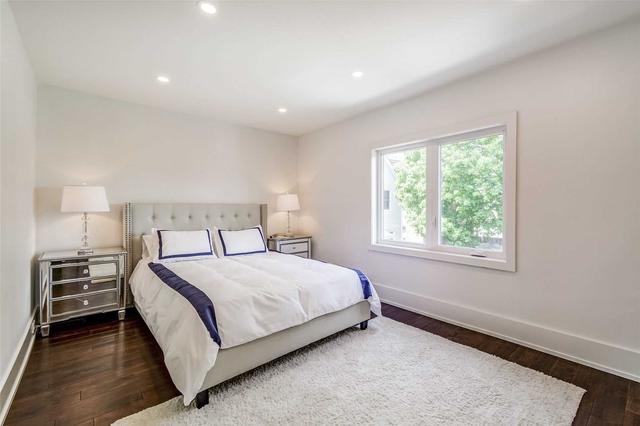 164 Roslin Ave, House semidetached with 3 bedrooms, 3 bathrooms and 1 parking in Toronto ON | Image 17