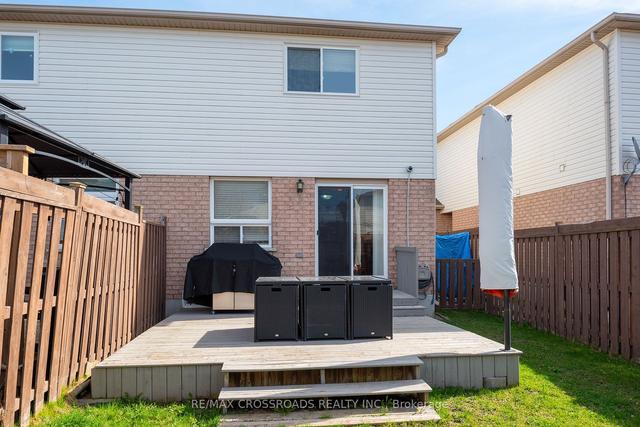 46 Coleman Dr, House attached with 2 bedrooms, 2 bathrooms and 3 parking in Barrie ON | Image 27