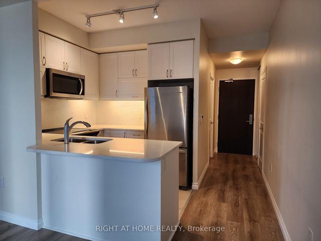 1205 - 39 Annie Craig Dr, Condo with 1 bedrooms, 1 bathrooms and 1 parking in Toronto ON | Image 33