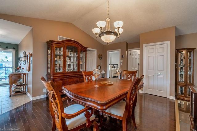 8423 Atack Court, House detached with 3 bedrooms, 2 bathrooms and 1 parking in Niagara Falls ON | Image 14