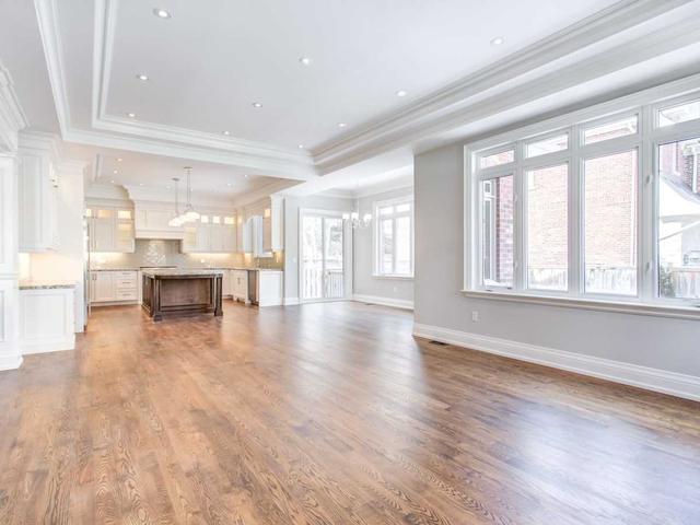 2 Geranium Crt, House detached with 5 bedrooms, 7 bathrooms and 9 parking in Toronto ON | Image 34