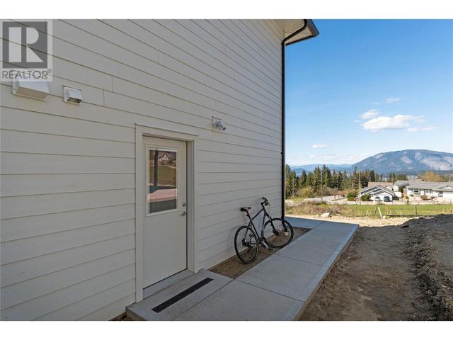 1021 16 Avenue Se, House detached with 6 bedrooms, 3 bathrooms and 2 parking in Salmon Arm BC | Image 43