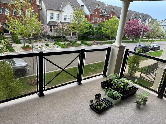208 - 263 Georgian Dr, Townhouse with 2 bedrooms, 2 bathrooms and 2 parking in Oakville ON | Image 5