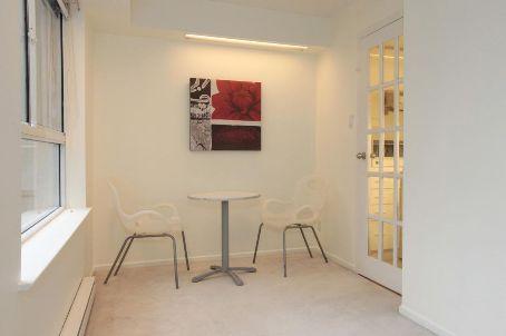 1001 - 44 Gerrard St W, Condo with 2 bedrooms, 2 bathrooms and 1 parking in Toronto ON | Image 4