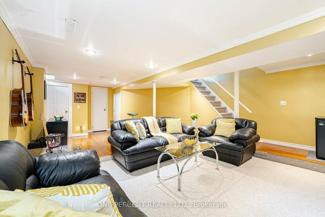 150 Sunforest Dr, House detached with 3 bedrooms, 2 bathrooms and 5 parking in Brampton ON | Image 24