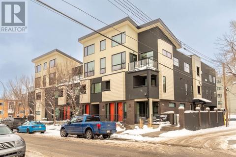 102, - 2410 1 Street Sw, Condo with 3 bedrooms, 2 bathrooms and 1 parking in Calgary AB | Card Image