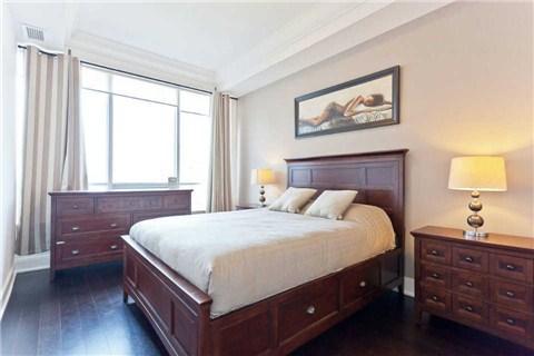 2003 - 21 Balmuto St, Condo with 2 bedrooms, 2 bathrooms and 1 parking in Toronto ON | Image 6