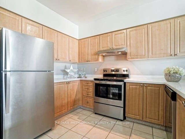 310 - 7340 Markham Rd, Condo with 2 bedrooms, 2 bathrooms and 1 parking in Markham ON | Image 4
