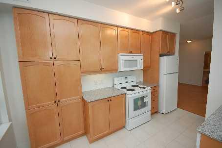 1203 - 80 Absolute Ave, Condo with 2 bedrooms, 2 bathrooms and 1 parking in Mississauga ON | Image 5