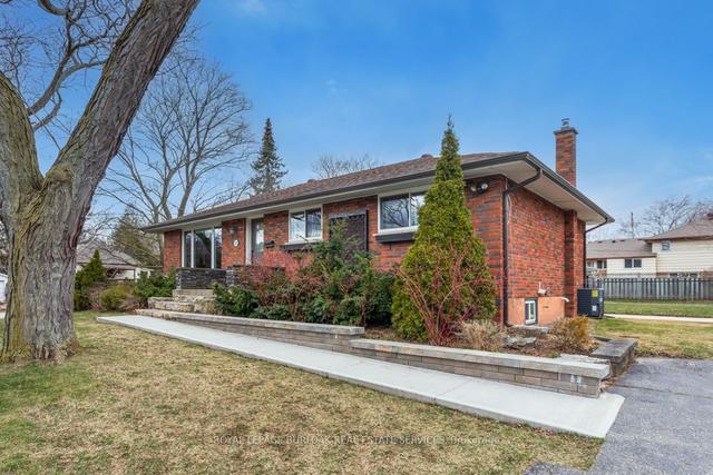 3029 Briarwood Cres, House detached with 3 bedrooms, 2 bathrooms and 5 parking in Burlington ON | Image 12