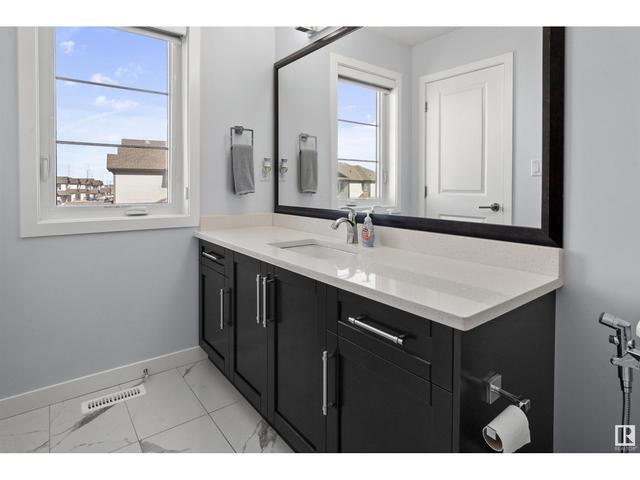 2653 12 Av Nw, House semidetached with 4 bedrooms, 3 bathrooms and 4 parking in Edmonton AB | Image 26