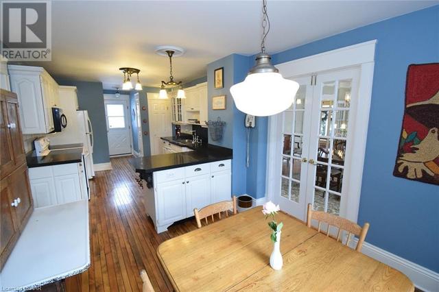 980 Concession 2 Road, House detached with 6 bedrooms, 3 bathrooms and null parking in Niagara on the Lake ON | Image 14