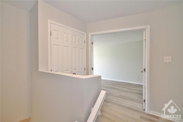 211 Idlewild Private, Townhouse with 3 bedrooms, 3 bathrooms and 2 parking in Ottawa ON | Image 14