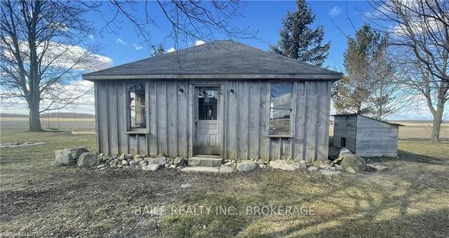 2161 Inwood Rd, House detached with 3 bedrooms, 2 bathrooms and 7 parking in Dawn Euphemia ON | Image 14