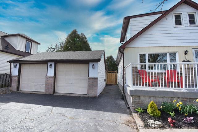720 West 5th St, House detached with 3 bedrooms, 2 bathrooms and 8 parking in Hamilton ON | Image 30