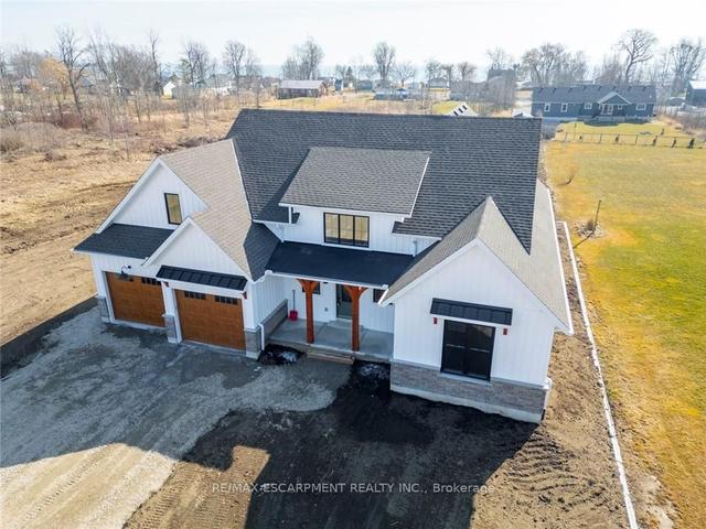3248 Lakeshore Rd, House detached with 3 bedrooms, 3 bathrooms and 8 parking in Haldimand County ON | Image 12