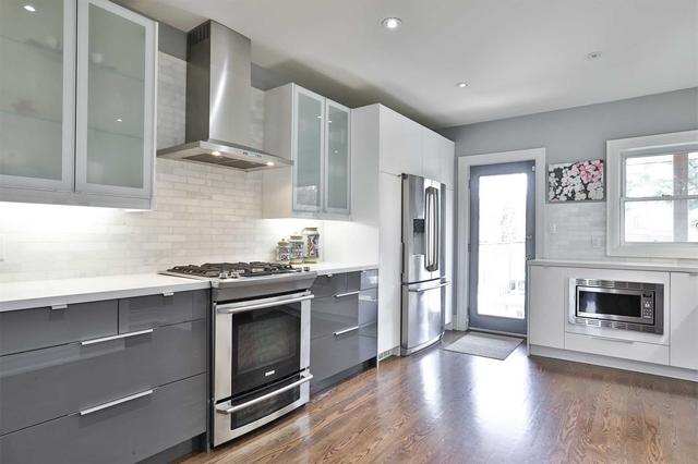 305 Roselawn Ave, House semidetached with 3 bedrooms, 2 bathrooms and 1 parking in Toronto ON | Image 25