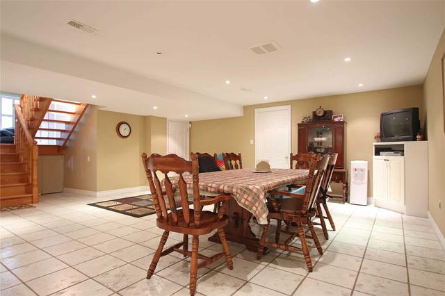 10776 Mcvean Dr, House detached with 3 bedrooms, 2 bathrooms and 18 parking in Brampton ON | Image 15