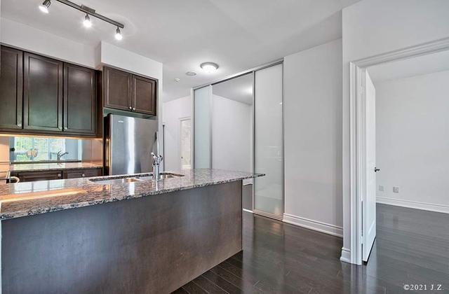 201 - 20 Bloorview Pl, Condo with 1 bedrooms, 1 bathrooms and 1 parking in Toronto ON | Image 6