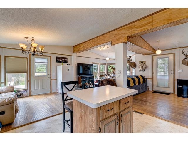 1647 Tranquility Road, House detached with 4 bedrooms, 3 bathrooms and 4 parking in East Kootenay B BC | Image 28