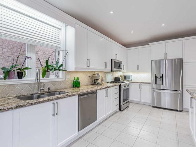 67 Cetona Ave, House detached with 4 bedrooms, 6 bathrooms and 6 parking in Vaughan ON | Image 39