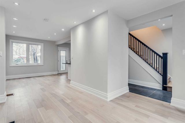 611 Hillsdale Ave E, House detached with 3 bedrooms, 3 bathrooms and 2 parking in Toronto ON | Image 35