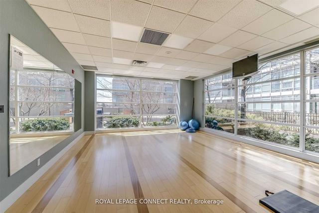 828 - 165 Legion Rd N, Condo with 1 bedrooms, 1 bathrooms and 1 parking in Toronto ON | Image 9