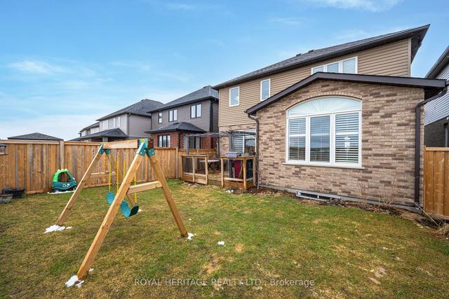 16 Sparrow Cres, House detached with 3 bedrooms, 4 bathrooms and 4 parking in Grand Valley ON | Image 19