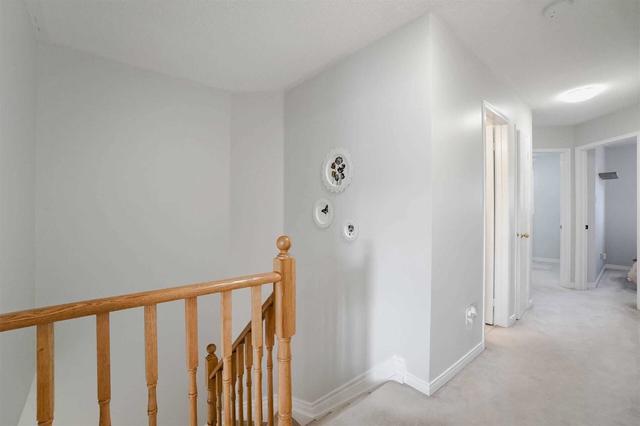 76 Cedarwood Cres, House attached with 3 bedrooms, 3 bathrooms and 3 parking in Brampton ON | Image 8