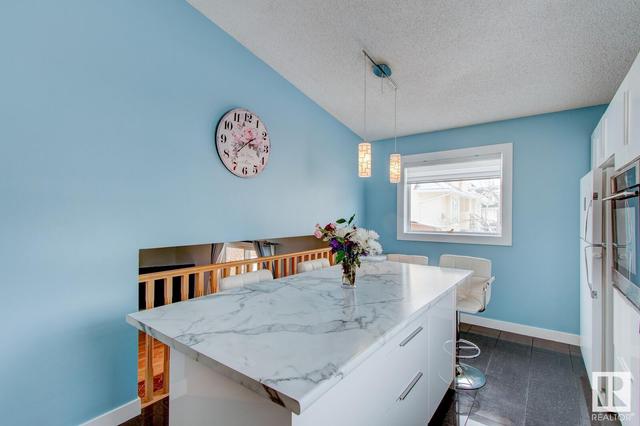 2211 133 Av Nw, House detached with 4 bedrooms, 3 bathrooms and null parking in Edmonton AB | Image 10