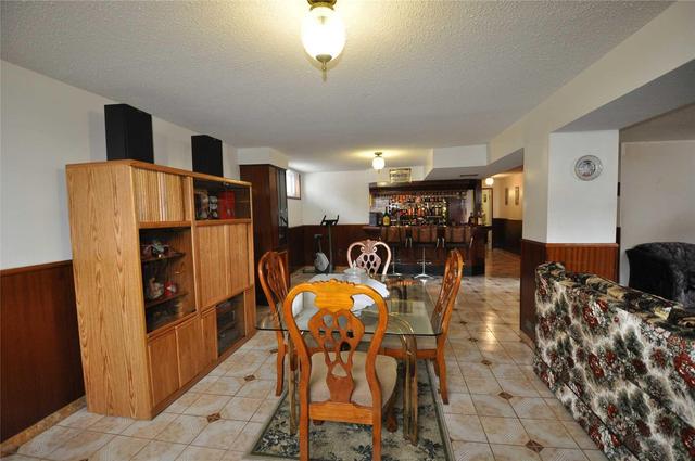 104 Linkdale Rd, House detached with 3 bedrooms, 3 bathrooms and 2 parking in Brampton ON | Image 16