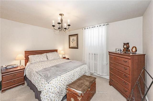 600 York Rd, House detached with 2 bedrooms, 1 bathrooms and 15.5 parking in Guelph ON | Image 7